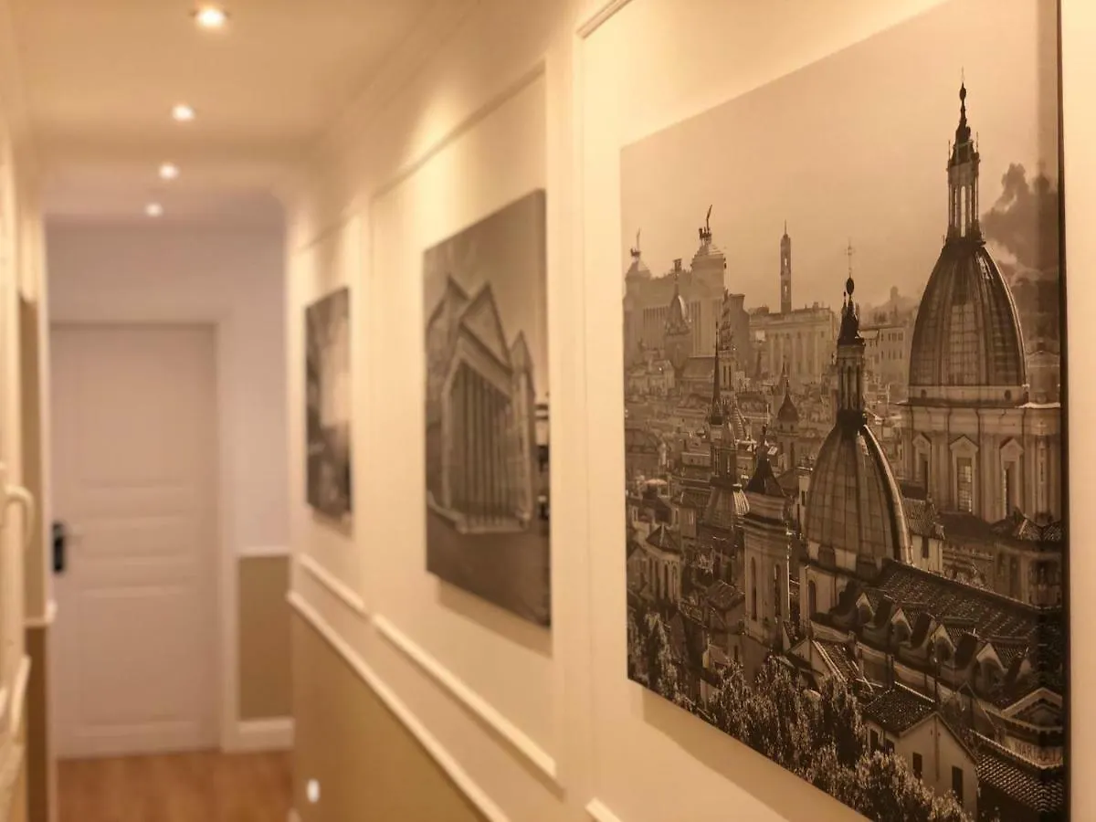 Pantheon Luxury Suite Rome Apartment