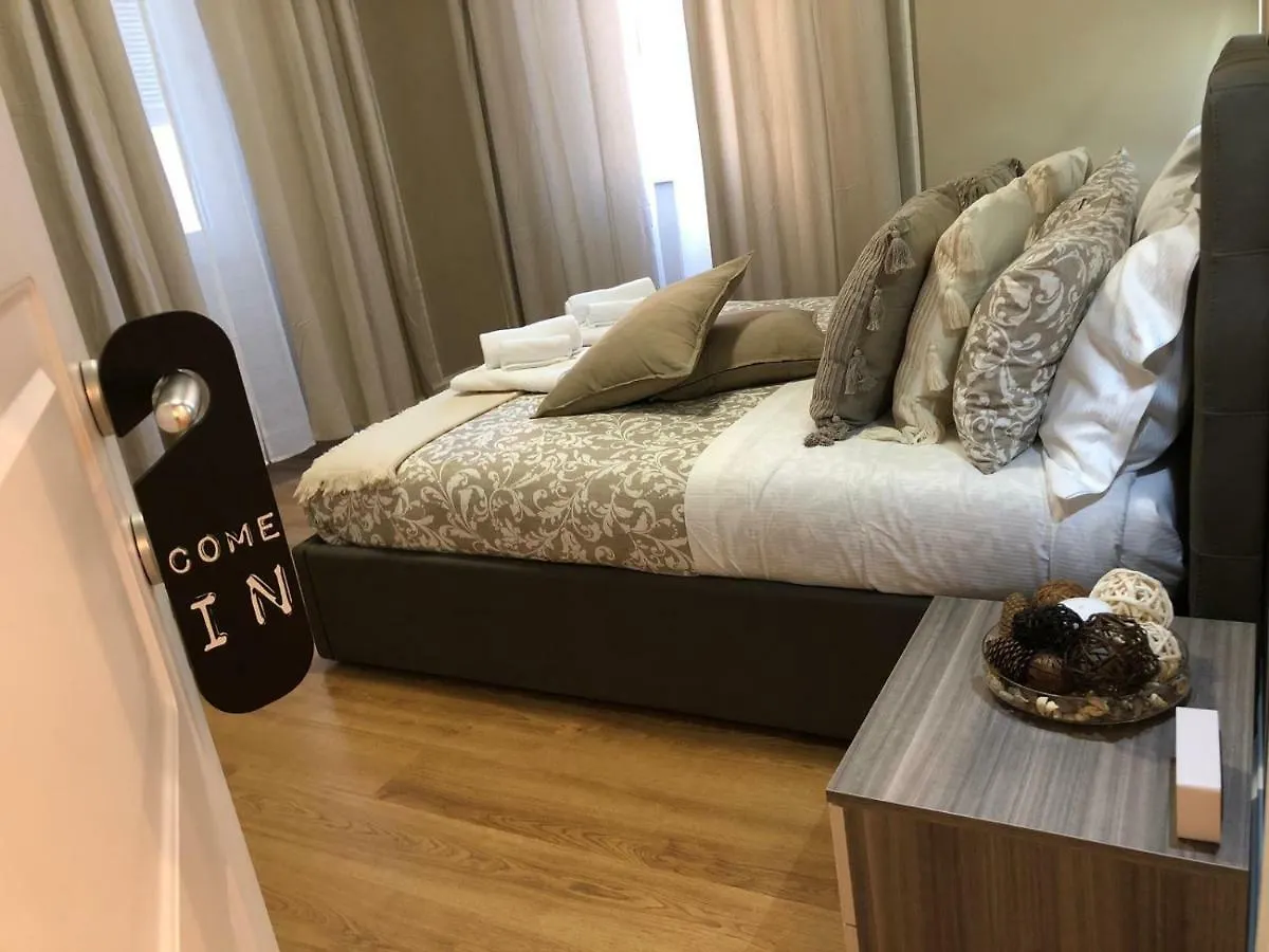 Pantheon Luxury Suite Rome